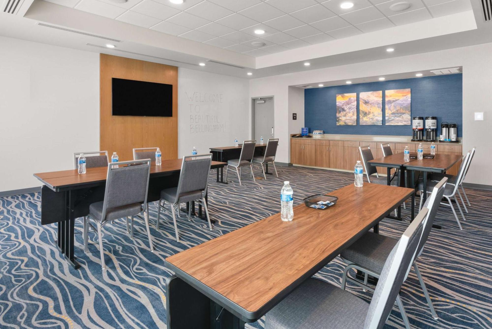 Hampton Inn Bellingham Airport, Wa Екстериор снимка